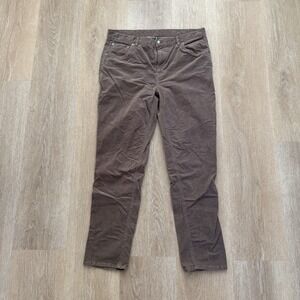 Vuori Men's Corduroy Pants in Brown